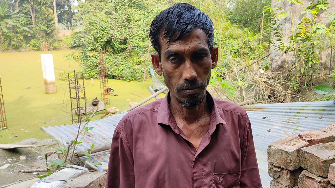 ভূয়া দলিলে দৃষ্টি প্রতিবন্ধির বসত ভিটা দখলের চেষ্টা