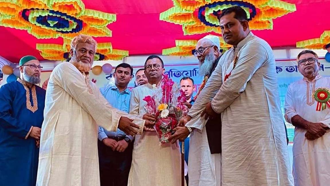 চাকধ উচ্চ বিদ্যালয়ে বার্ষিক ক্রীড়া প্রতিযোগিতা অনুষ্ঠিত 