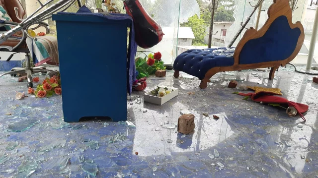 জাজিরায় দাওয়াত না পেয়ে বিয়েবাড়িতে ককটেল ফাটালেন ইউপি সদস্য
