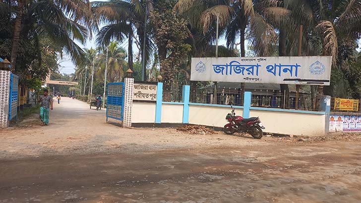 জাজিরায় ঋণের চাপে স্বর্ণকারের আত্মহত্যা