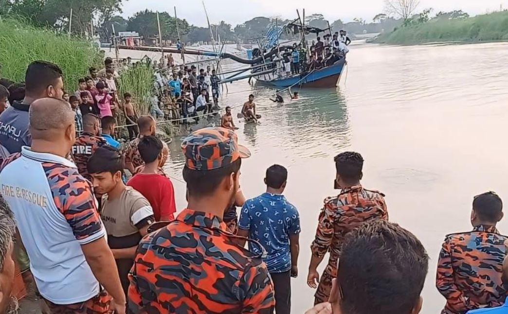 শরীয়তপুরে নদীতে ডুবে বাক প্রতিবন্ধী যুবকের মৃত্যু