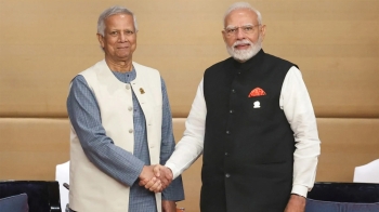 শেখ হাসিনার বক্তব্য নিয়ন্ত্রণে মোদির অপারগতা, আল-জাজিরায় ড. ইউনূস