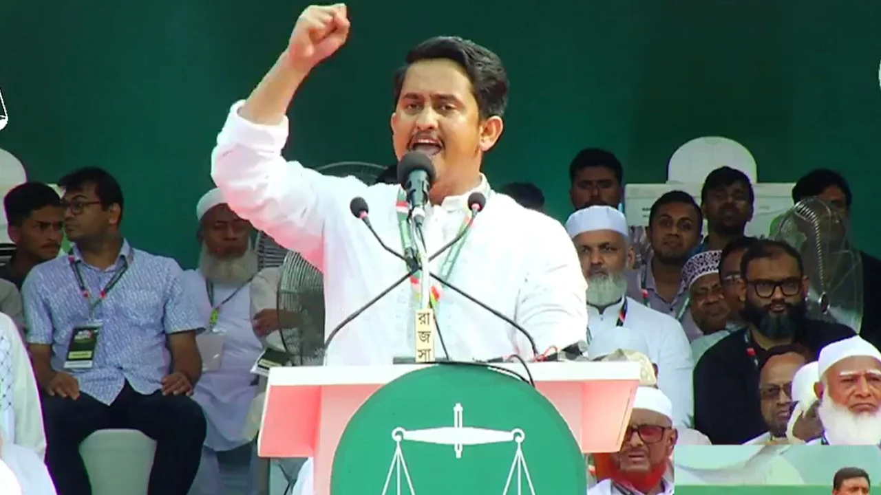 “বাংলাদেশে ভারতীয় আধিপত্য চলবে না”—সোহরাওয়ার্দীতে জামায়াত সমাবেশে হুঁশিয়ারি দিলেন সারজিস