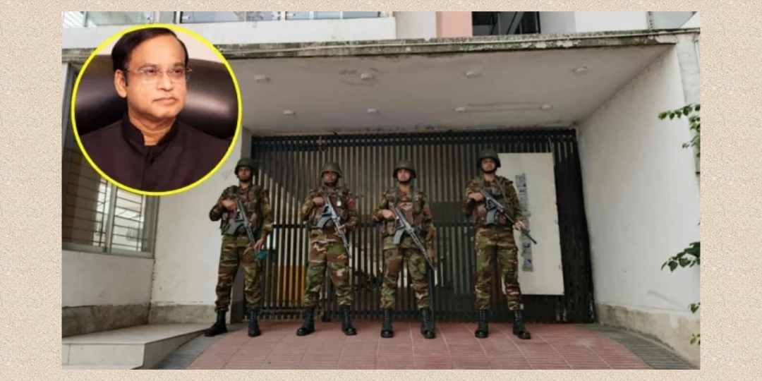 লালবাগে হাজী সেলিমের বাড়ি ঘিরে যৌথবাহিনীর অভিযান, গোপন কক্ষ থেকে ৬ বিলাসবহুল গাড়ি উদ্ধার