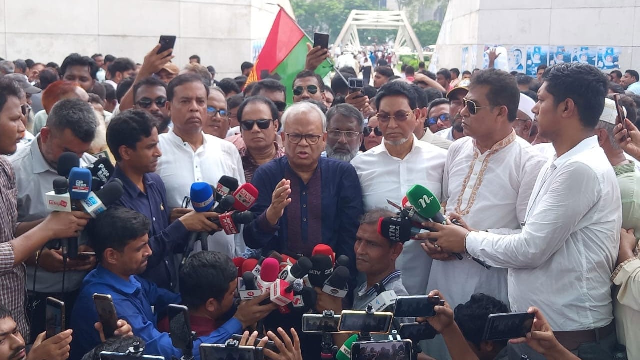 নিউইয়র্কে ফখরুলকে হেনস্তার খবর ‘অপপ্রচার’: রিজভীর দাবি