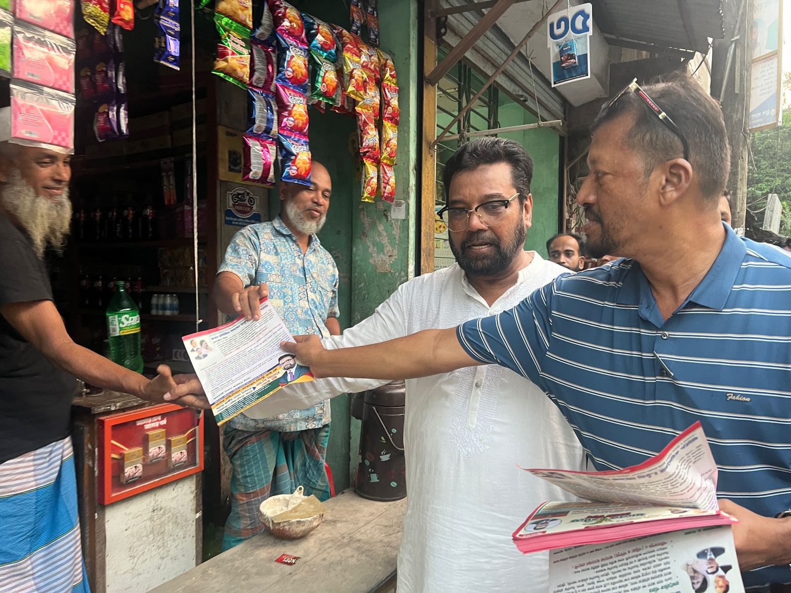 নড়িয়ায় বিএনপির ৩১ দফা প্রচারে মাঠে সংসদ সদস্য প্রার্থী জিন্টু