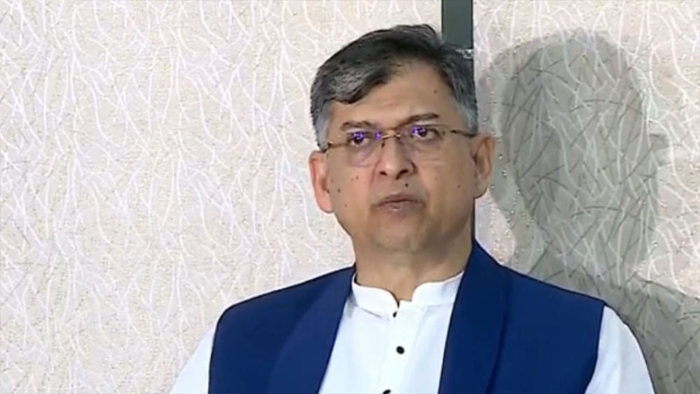 ত্রয়োদশ জাতীয় নির্বাচনের জন্য প্রার্থী বাছাই প্রক্রিয়ায় বিএনপি, গুলশানে সাংবাদিকদের জানালেন সালাউদ্দিন আহমেদ