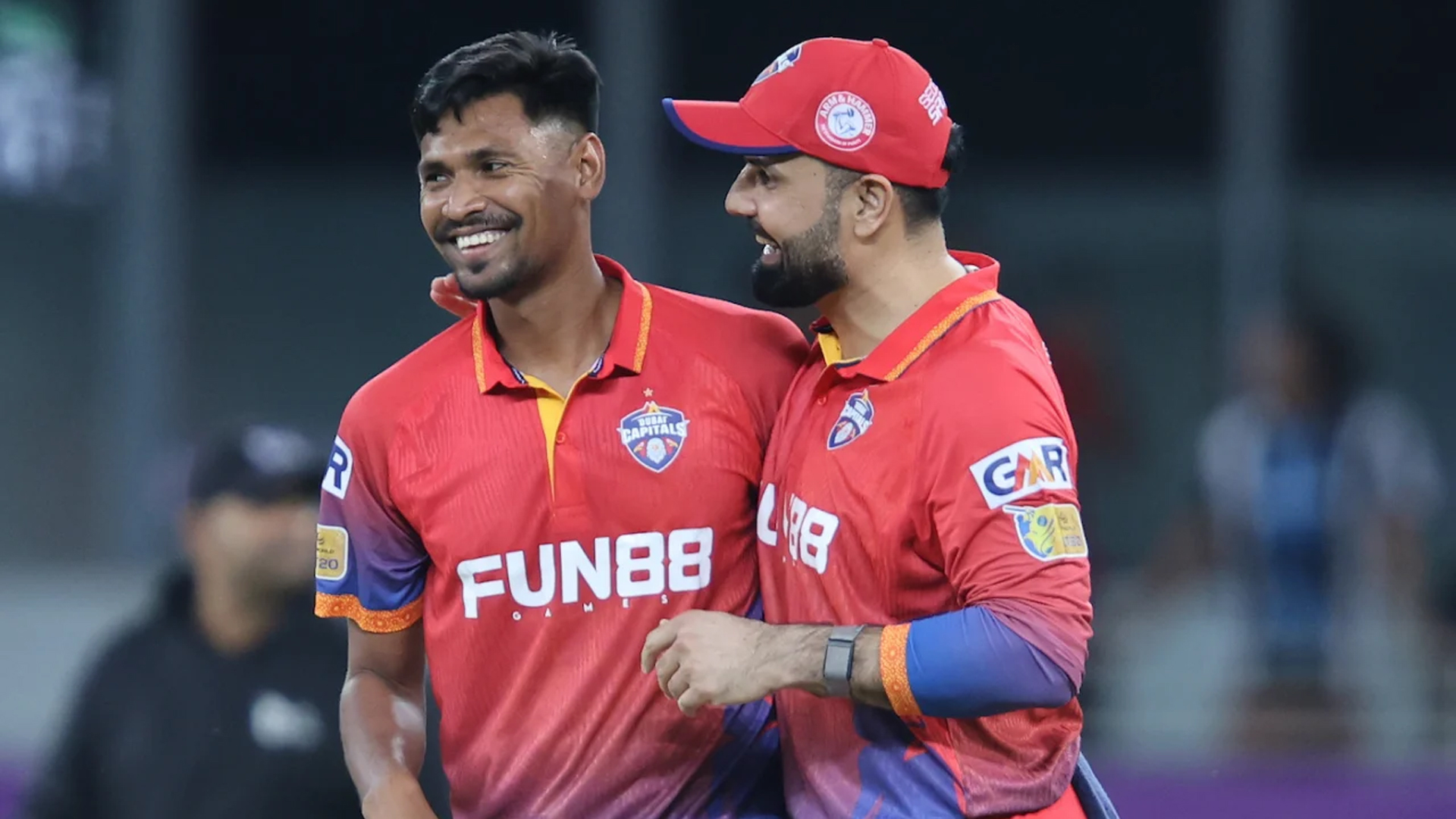 আইএল টি-টোয়েন্টি: মোস্তাফিজের জোড়া আঘাতে আবুধাবিকে উড়িয়ে দিল দুবাই ক্যাপিটালস