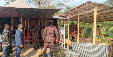 ভেদরগঞ্জে খাস জমিতে অবৈধ স্থাপনা নির্মাণ , গুড়িয়ে দিলেন প্রশাসন