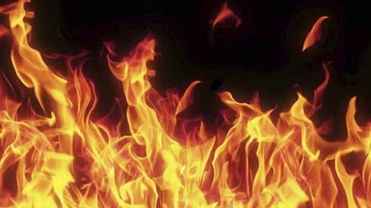 আগারগাঁওয়ে গ্যাস লিকেজ: বিস্ফোরণে একই পরিবারের শিশুসহ ৬ জন দগ্ধ, ঢামেকে ভর্তি