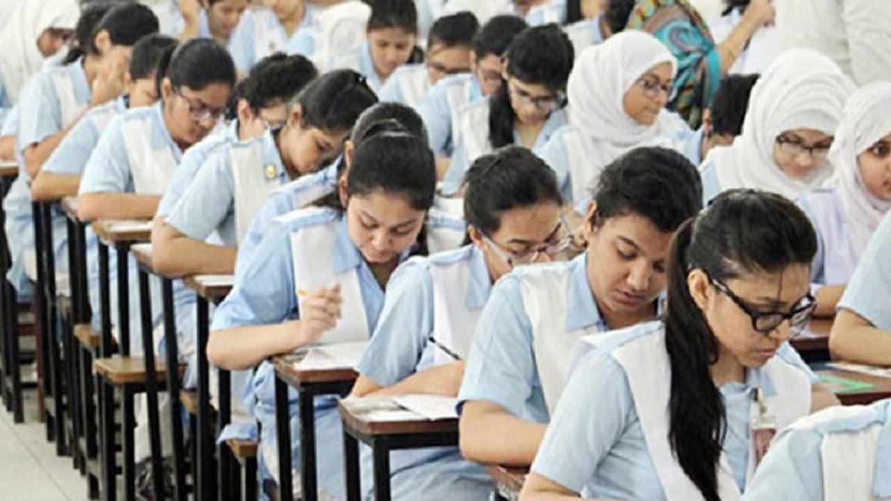 নির্বাচনের কারণে ২-৩ মাস পিছিয়ে যেতে পারে ২০২৬ সালের এসএসসি পরীক্ষা