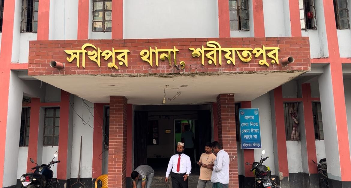 শরীয়তপুরে গরুর দুধ বিক্রি নিয়ে বাকবিতণ্ডার জেরে সংঘর্ষ, আহত ৬