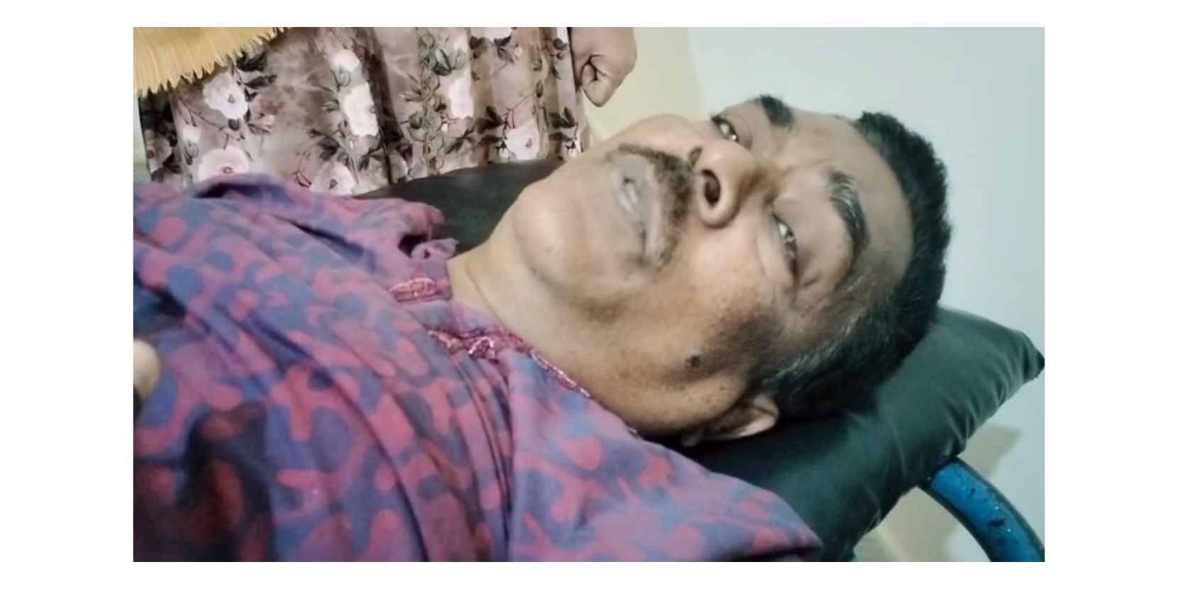 প্রধান শিক্ষকের ওপর সন্ত্রাসী হামলা, ডান হাত ভেঙে হাসপাতালে ভর্তি