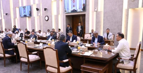 রোজায় নিরবচ্ছিন্ন বিদ্যুৎ ও ১৮০ দিনের রোডম্যাপ: মন্ত্রিসভার প্রথম বৈঠকে প্রধানমন্ত্রীর একগুচ্ছ নির্দেশনা