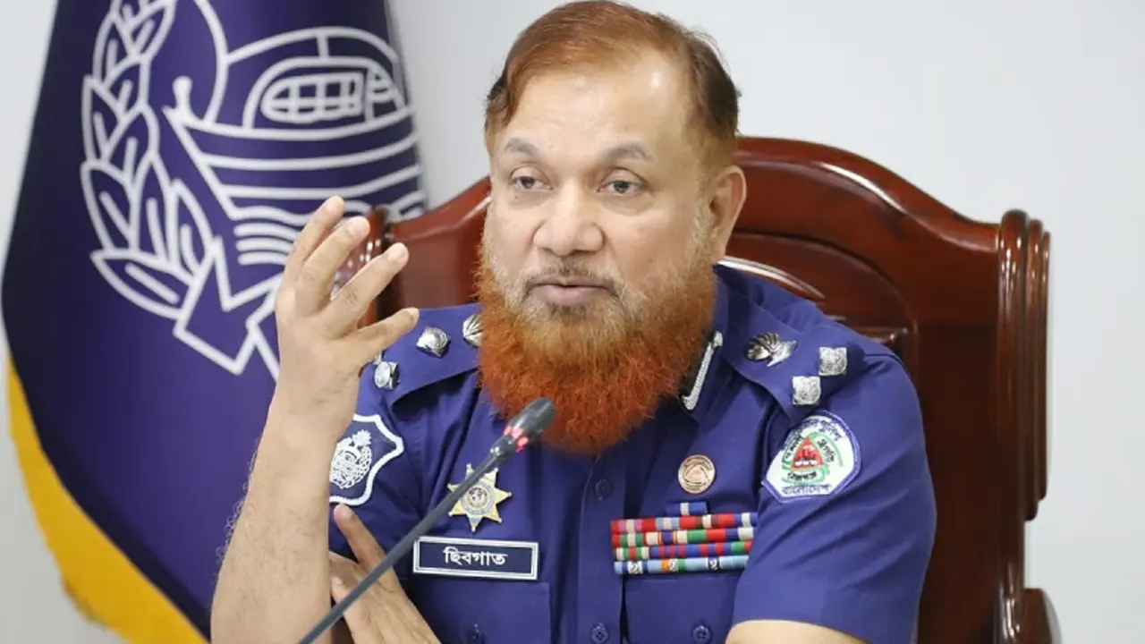 নির্বাচন নিয়ে সামাজিক যোগাযোগমাধ্যমে পুলিশ সদস্যদের পোস্ট ও মন্তব্যে নিষেধাজ্ঞা
