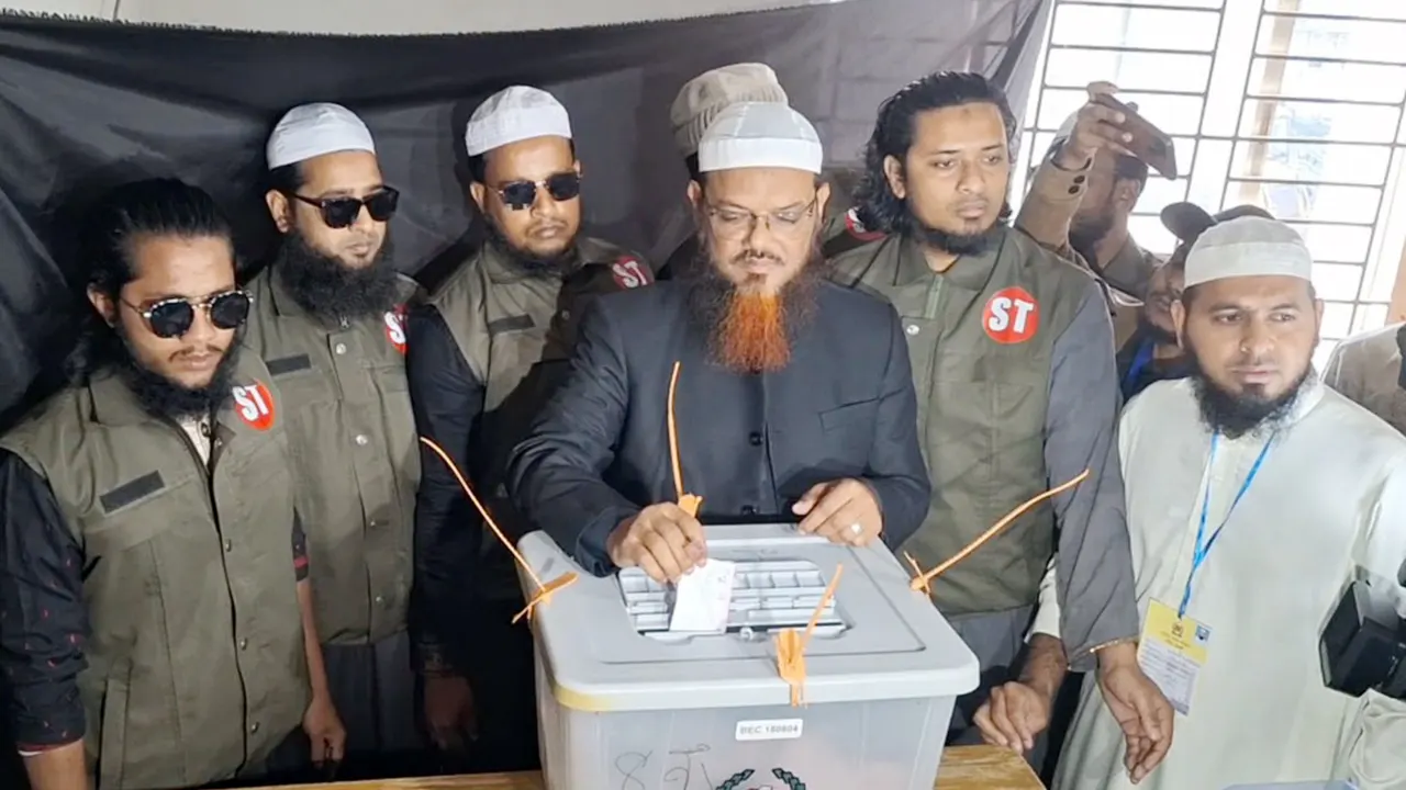 বরিশালের দুই আসনেই ফয়জুল করীমের বড় পরাজয়
