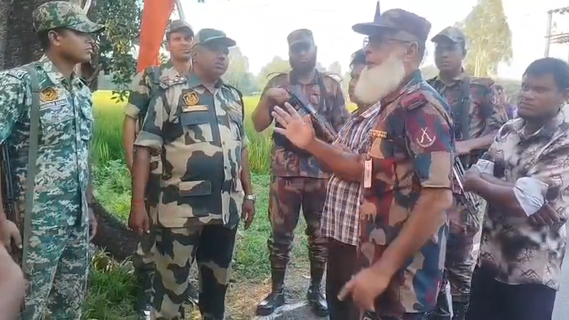 লালমনিরহাটে ভ্যানচালককে মারধর, বিএসএফকে ক্ষমা চাইতে বিজিবির কড়া বার্তা