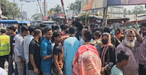 গাজীপুরে দুই স্থানে সড়ক দুর্ঘটনায় বাবা-ছেলেসহ নিহত ৩