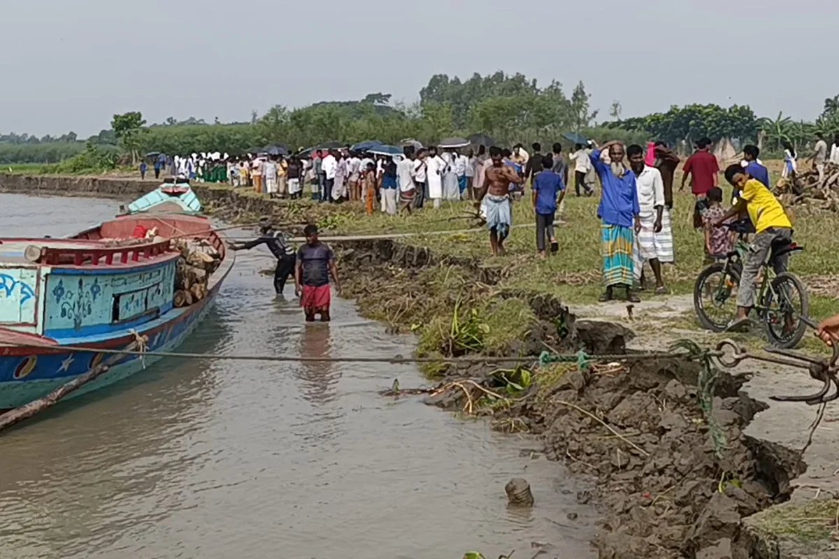পদ্মার ভাঙনে বিপর্যস্ত শরীয়তপুর