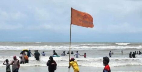 কক্সবাজারে সাগরে ভেসে যাওয়া আরও একজনের লাশ উদ্ধার, মৃতের সংখ্যা বেড়ে চার