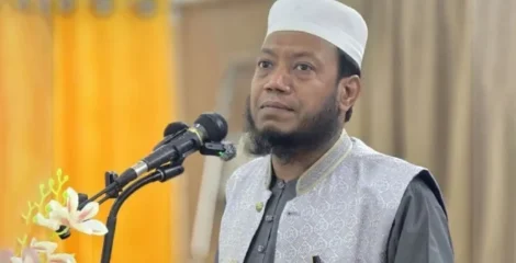 রাজশাহীতে মাহফিলের অনুমতি না মেলায় প্রধানমন্ত্রীর দৃষ্টি আকর্ষণ আমির হামজার