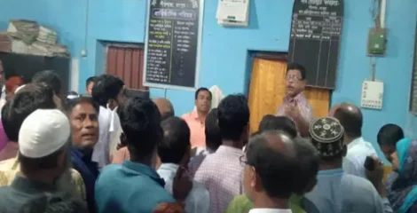 দিনে ত্রুটির অজুহাতে ফেরত, রাতে বাড়তি টাকায় দলিল নিবন্ধনের অভিযোগ