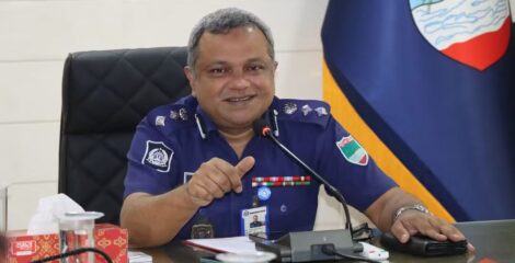 নয় দিনে ২৮৯ গ্রেপ্তার, অপরাধ দমনে কঠোর অবস্থানে খুলনার এসপি