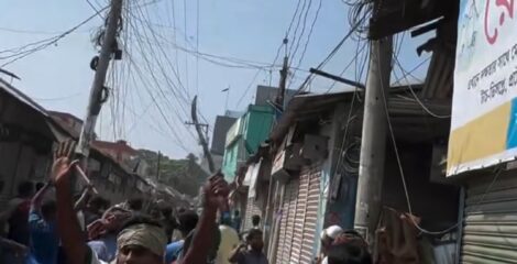 তেরখাদায় বিএনপির দুই পক্ষের সংঘর্ষ, দুই ঘণ্টা বন্ধ দোকানপাট