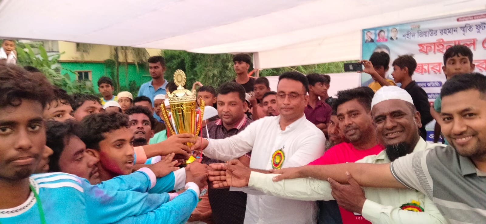 মাদকমুক্ত সমাজ গঠনে ক্রীড়াই হাতিয়ার: আংগারিয়ায় ফুটবল টুর্নামেন্টের ফাইনাল অনুষ্ঠিত
