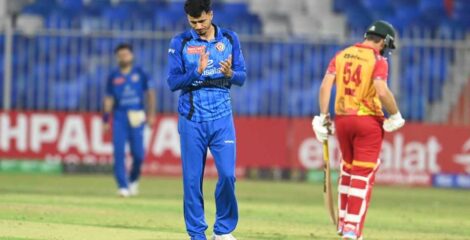 রশিদ-ইজাজের ঝড়ে জিম্বাবুয়েকে হারিয়ে সিরিজে এগিয়ে আফগানিস্তান