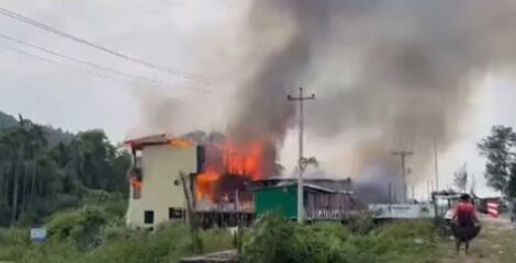 কক্সবাজারের ইনানীতে রিসোর্টে অগ্নিকাণ্ডে পাঁচজনের মৃত্যু