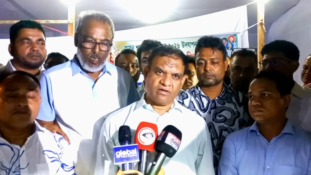 দুর্গাপূজা নির্বিঘ্ন করতে সরকারের সর্বোচ্চ প্রস্তুতি রয়েছে: হুইপ অপু