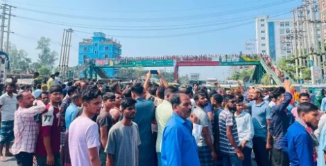 গাজীপুরে ঢাকা-টাঙ্গাইল মহাসড়ক অবরোধ, কয়েক কিলোমিটার যানজট