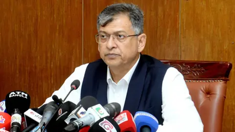 তত্ত্বাবধায়ক সরকারব্যবস্থা প্রবর্তন করতেই হবে: স্বরাষ্ট্রমন্ত্রী